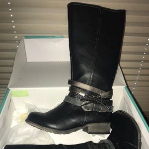 Tall black boots